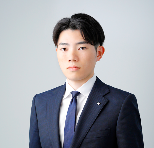 安田　侑真